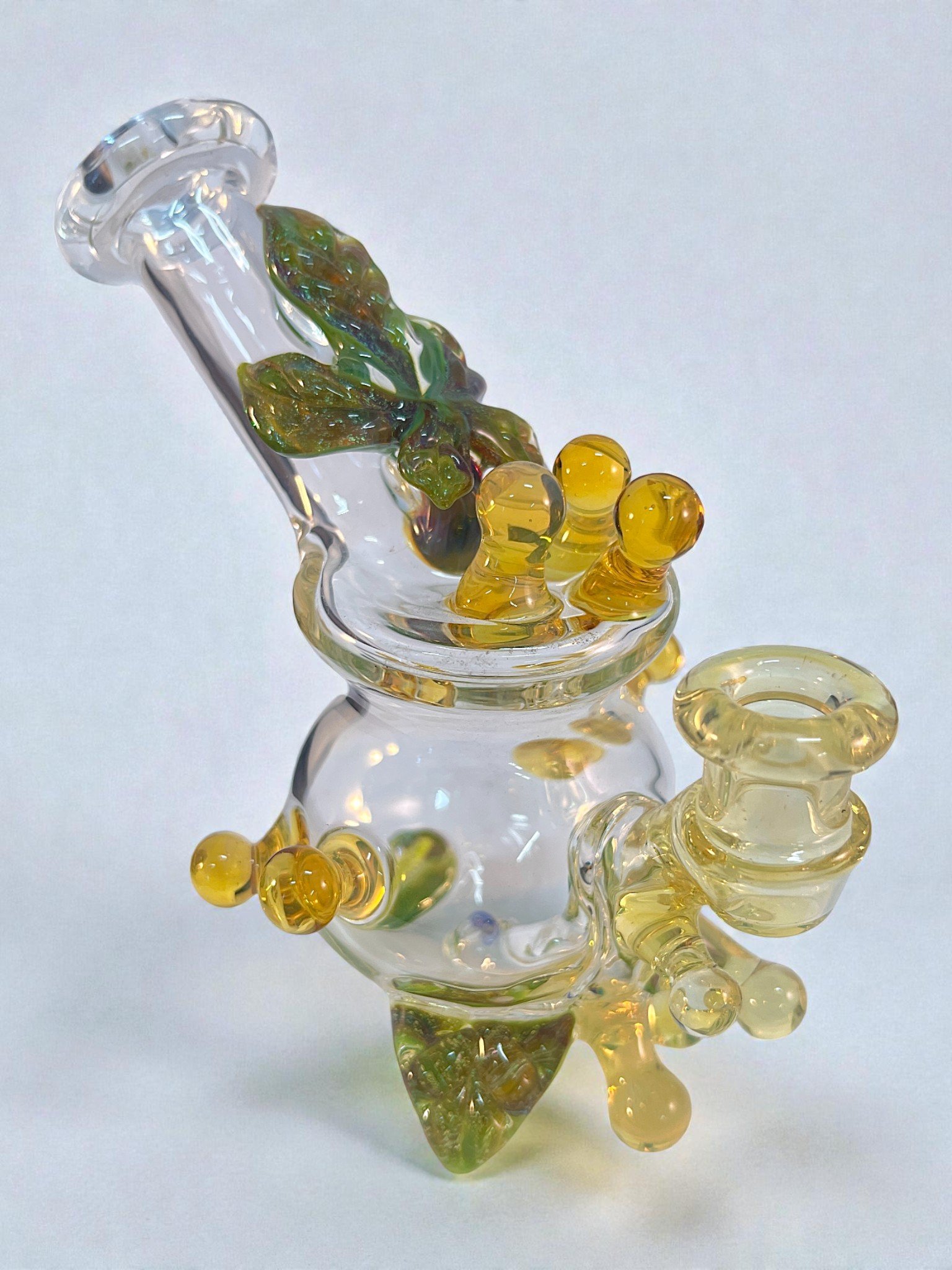 Emerald hemp leaf mini rig main view