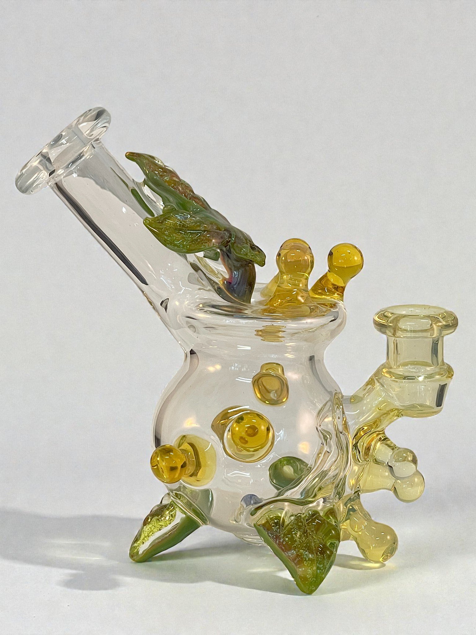 Emerald hemp leaf mini rig side view